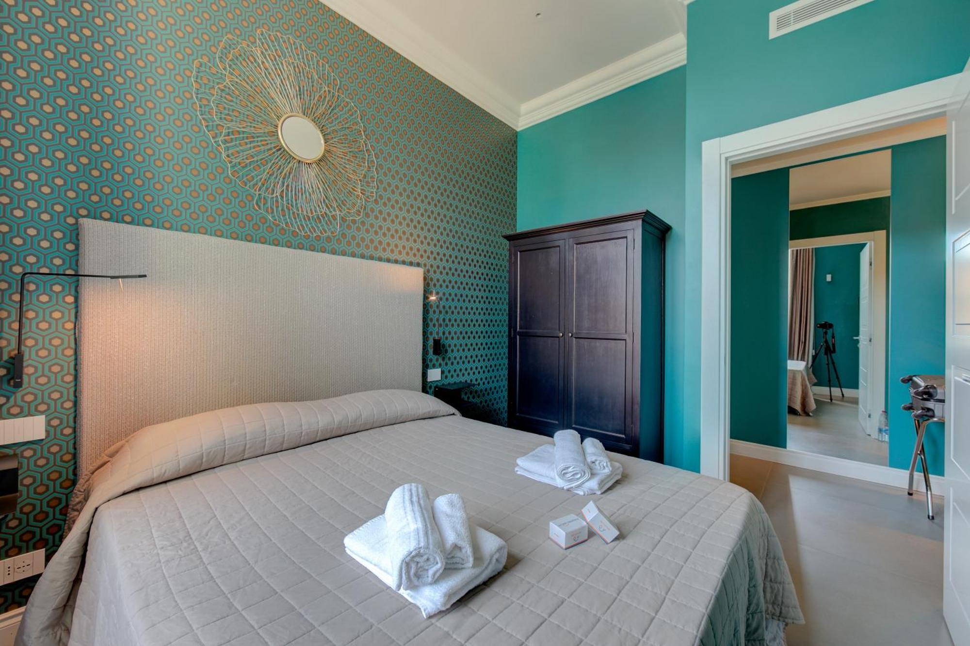 Seven - Via Matteotti 178 Apart-hotel