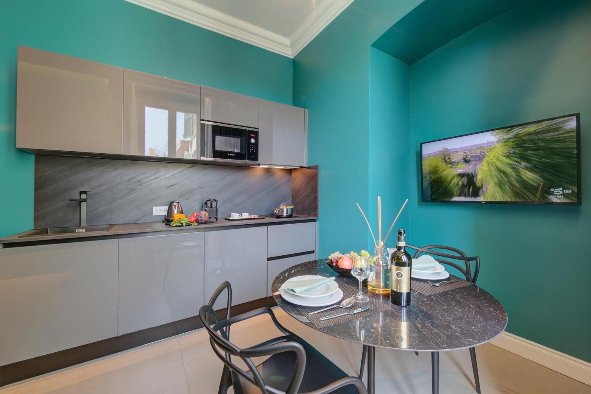 Seven - Via Matteotti 178 Apart-hotel *
